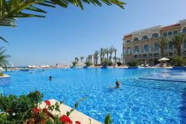 Zboruri spre Egipt prin Kartago Tours în fiecare săptămână (P)