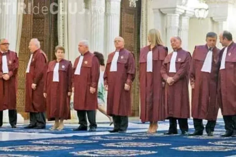 Curtea Constituțională a amânat decizia privind validarea REFERENDUMULUI