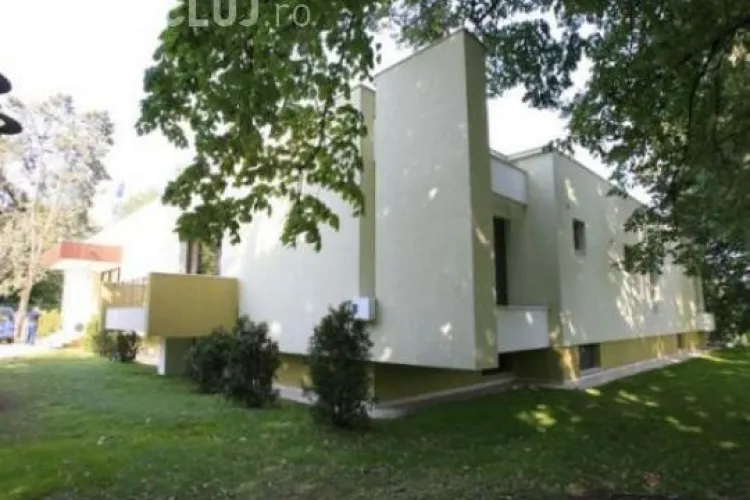 Vila Dante, deschisă duminică pentru public 