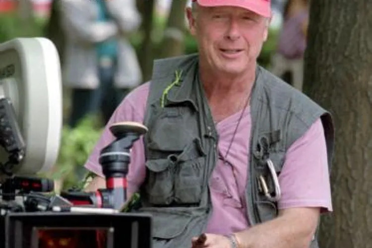 S-a sinucis Tony Scott, regizorul filmului TOP GUN