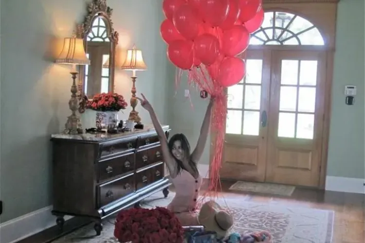 Mădălina Ghenea a împlinit 24 de ani. Spune că aceasta a fost "Best Birthday Ever"