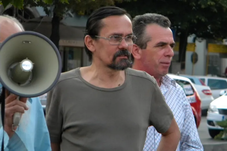 Protest în Piața Unirii! Fiul Doinei Cornea, despre Băsescu: E un mârlan VIDEO