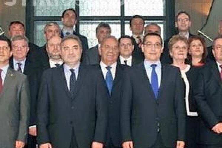 România are cei mai bogaţi miniştri! Câţi bani au în seifuri miniştrii din guvernul Victor Ponta