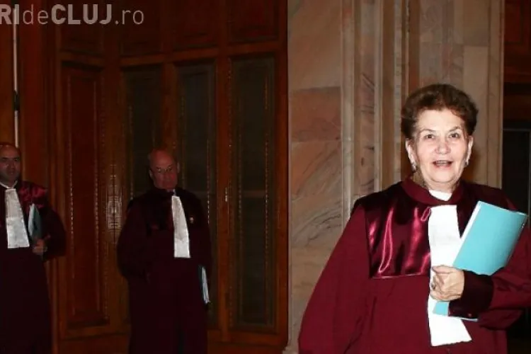 Aspazia Cojocaru îl atacă pe Ponta: Nu îi permit unui puști, care n-a dat un examen corect în viaţă, să mă critice