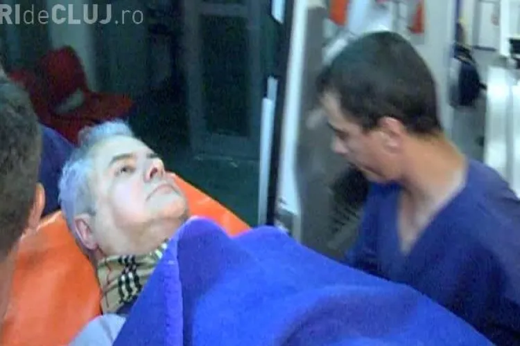 Cum scrie Adrian Năstase mesaje din închisoare