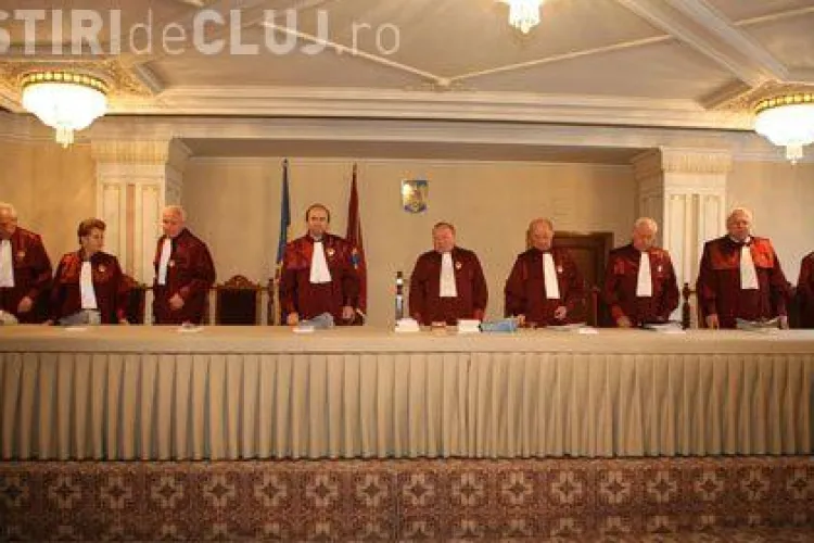 Soarta REFERENDUMULUI poate fi decisă de CCR: Listele au ajung la Parchet