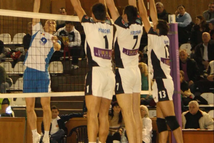 Turneu amical de volei la Cluj