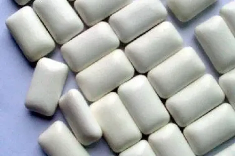 Guma de mestecat, cel mai TOXIC ”aliment”