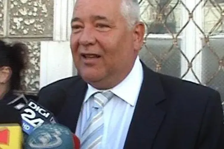 Nicoară la ieşirea din DNA Cluj: "Cred că acuzaţiile nu au o bază serioasă şi reală. Am clarificat totul" VIDEO