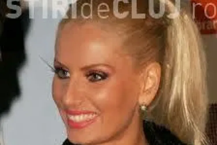 Andreea Bănică a refuzat invitaţia Elenei Băsescu la nuntă. Vezi de ce!