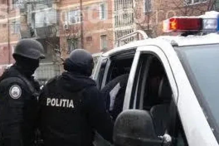 65 de persoane din Cluj şi Hunedoara, audiate de DIICOT pentru fraude bancare de 500.000 de euro