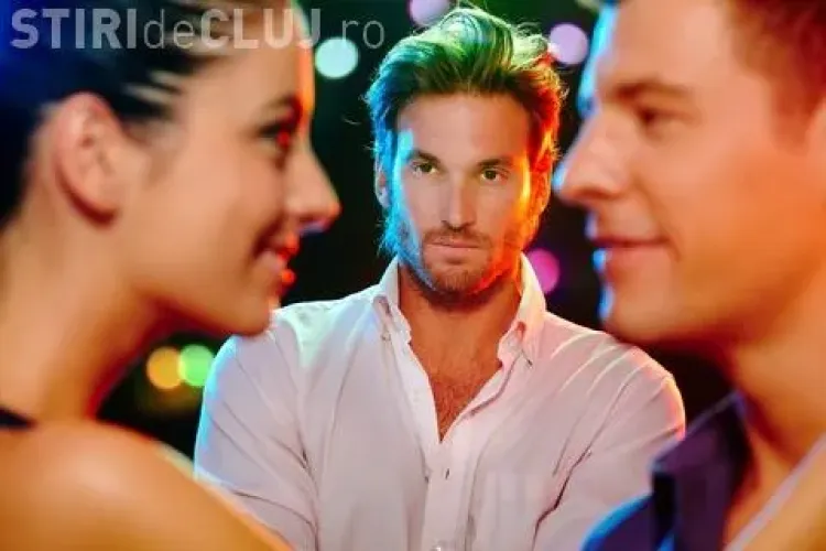 Care sunt semnele că te înşală iubita  