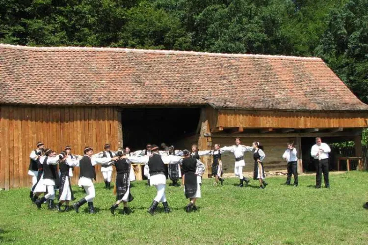 Ardelenii, aşteptaţi la „Zilele fiilor satului” la Sânnicoară 