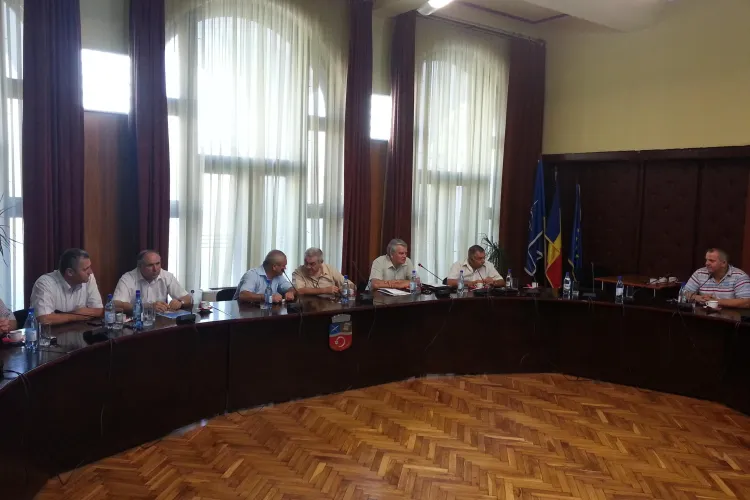 Sindicatul Mechel organizează un miting la Câmpia Turzii. Încă 800 de angajaţi ar putea fi daţi afară!