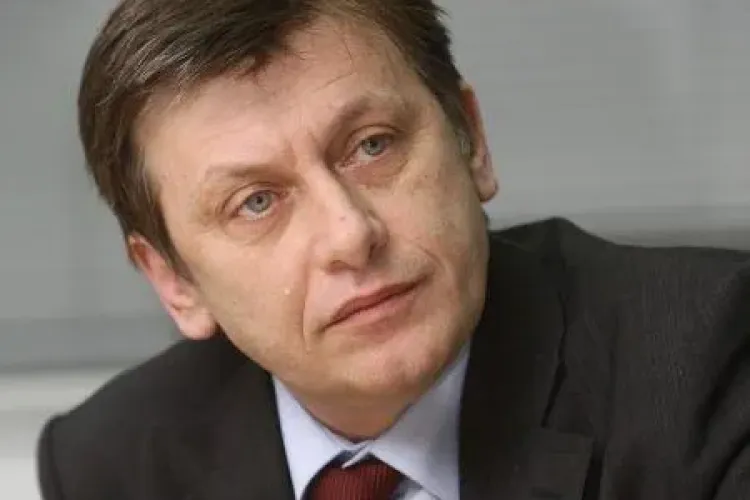 PNL: Atacul lui Rus este un act nedemn, rău intenţionat şi fără niciun fundament tehnic, juridic sau politic