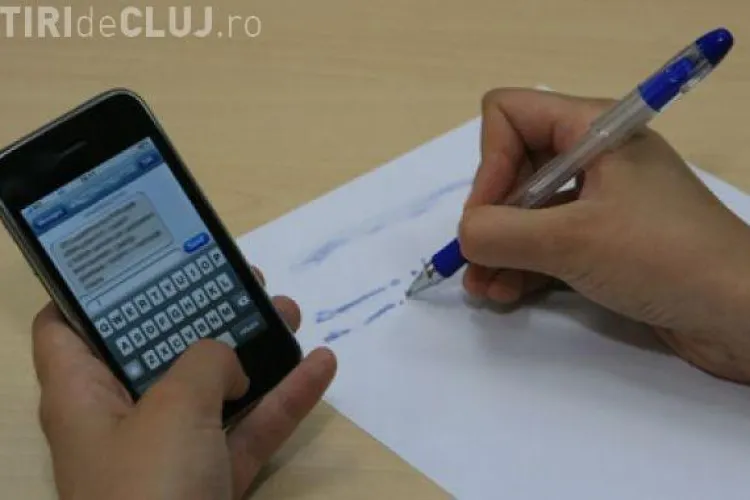 S-a copiat la BAC la Cluj! Se inspirau de pe telefon și ceasul cu transmisii de date