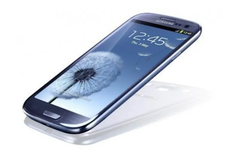 Apple vrea să interzică în SUA mai multe produse Samsung