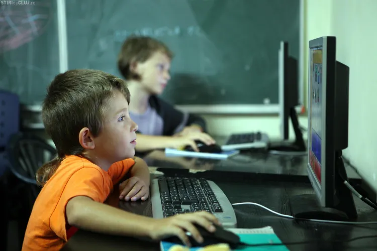 1,3 milioane de persoane informate despre abandonul şcolar şi părăsirea timpurie a şcolii