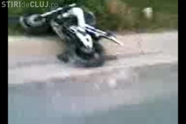 IMAGINI ȘOC de la accidentul de pe Dealul Topa, soldat cu moartea unui motociclist VIDEO