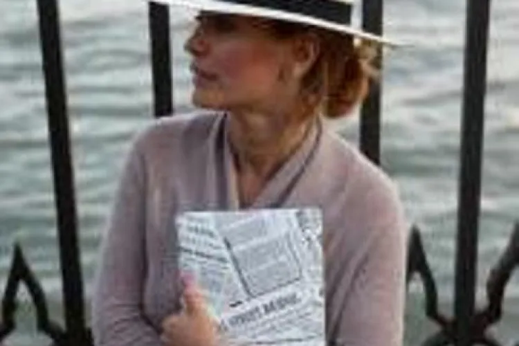 Părinţii Andreei Esca, pe plajă în anul 1971 FOTO