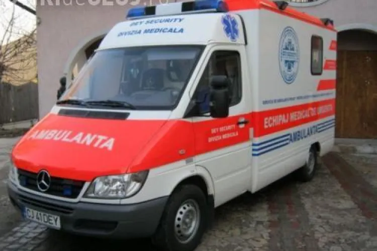 O clujeancă a sunat la 112 şi a primit o ambulanţă PRIVATĂ! Copilul ei de 6 ani s-a înecat, dar NU l-au băgat în seamă, decât contra COST!