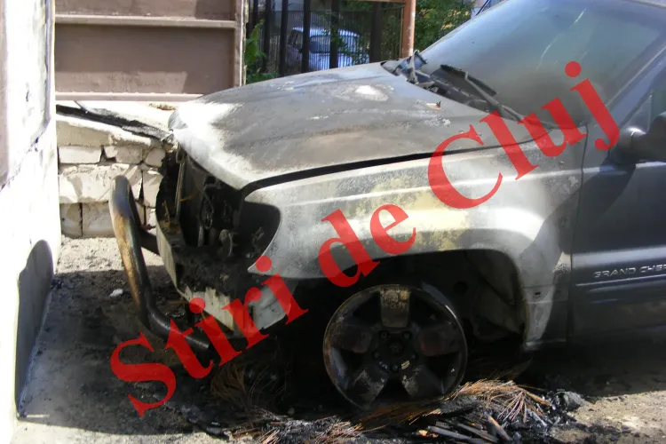 Mașina fostului director al ITM Cluj, liberalul Daniel Păcurariu, incendiată într-un atac MAFIOT. Ce spune IPJ Cluj! - VIDEO