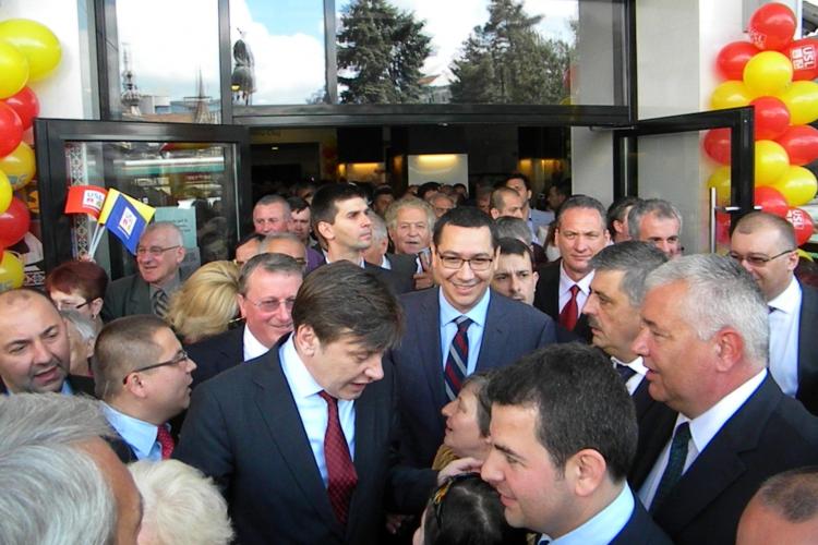 Antonescu: Băsescu este o ”epavă”. De la Ponta vreau ”mai multă forţă”
