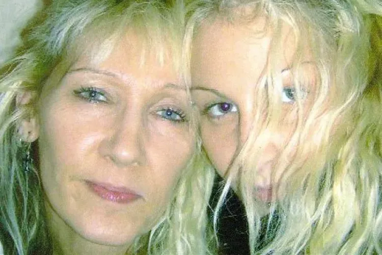 ŞOCANT: A aflat de pe Facebook că i-a murit fiica!