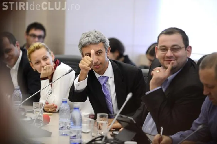 Dan DIACONESCU la OLTCHIM: Omul de televiziune a câștigat licitația. Miliardarul clujean Ștefan Vuza a fost ÎNVINS