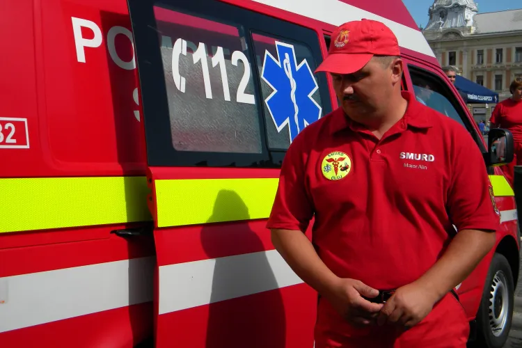 Anchetă în cazul Ambulanţei private din Cluj, care a cerut bani pentru a transporta un copil la spital! AUDIO