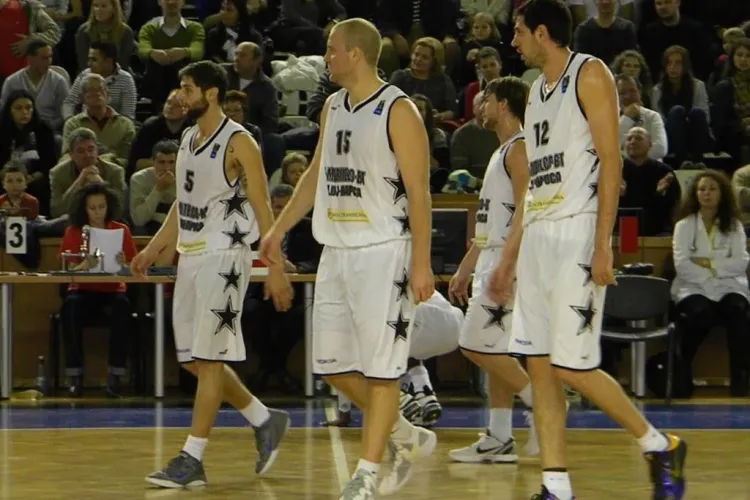 Câștigătorii concursului ”Ești fan U Mobitelco?” au fost desemnați. Vezi dacă te afli printre ei