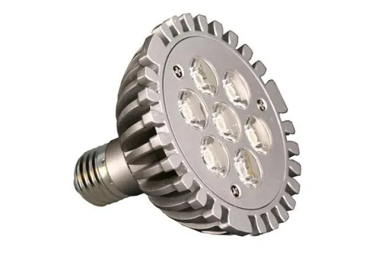 Inovație în domeniul IT, becul cu WIRELESS