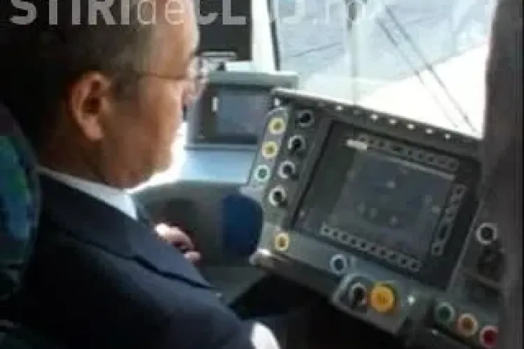 Boc a condus noul tramvai VIDEO