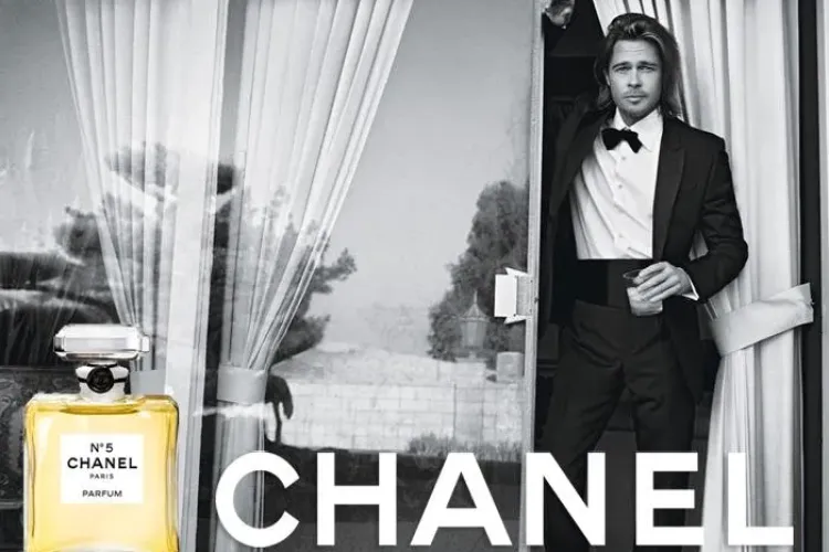 Brad Pitt, imaginea Chanel no. 5 - VIDEO