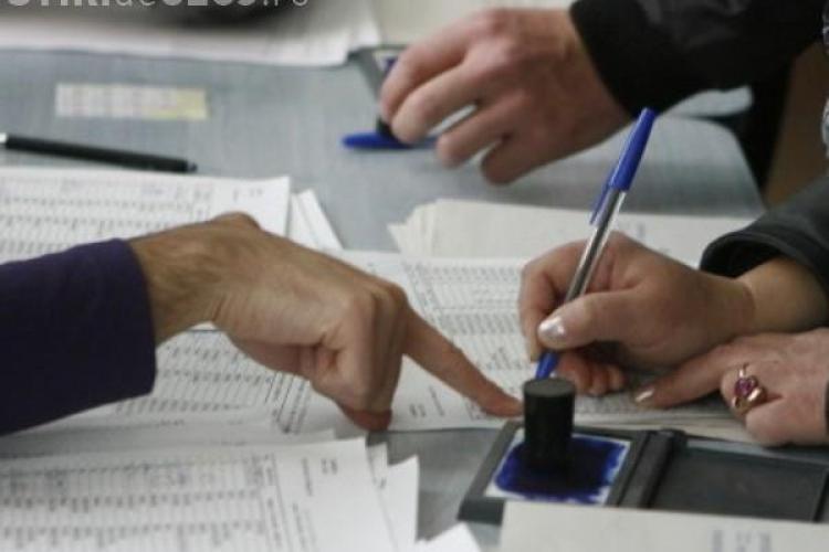 Cluj. S-a prelungit termenul de depunere a dosarelor pentru desemnarea preşedinţilor şi locţiitorilor secţiilor de votare