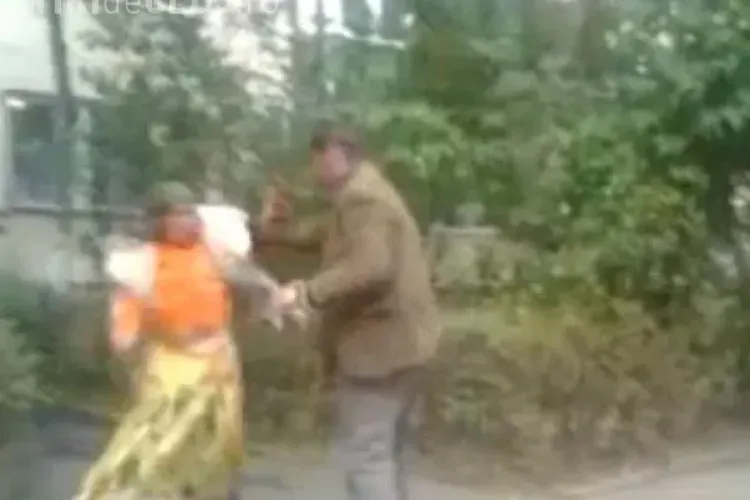 Tiganii se bat pe Nicolae Titulescu și nimeni nu îi ia la rost - VIDEO