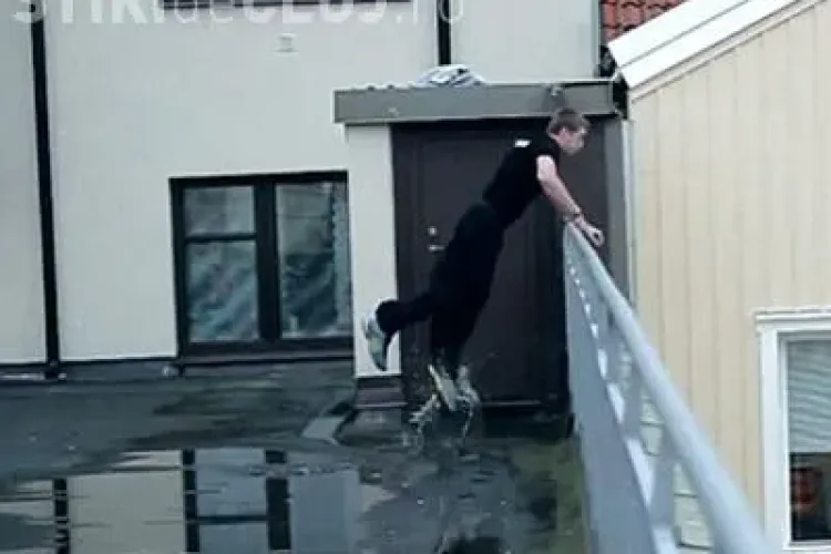 Cursă cu GHINION. Vezi cum putea să își piardă VIAȚa un freerunner VIDEO