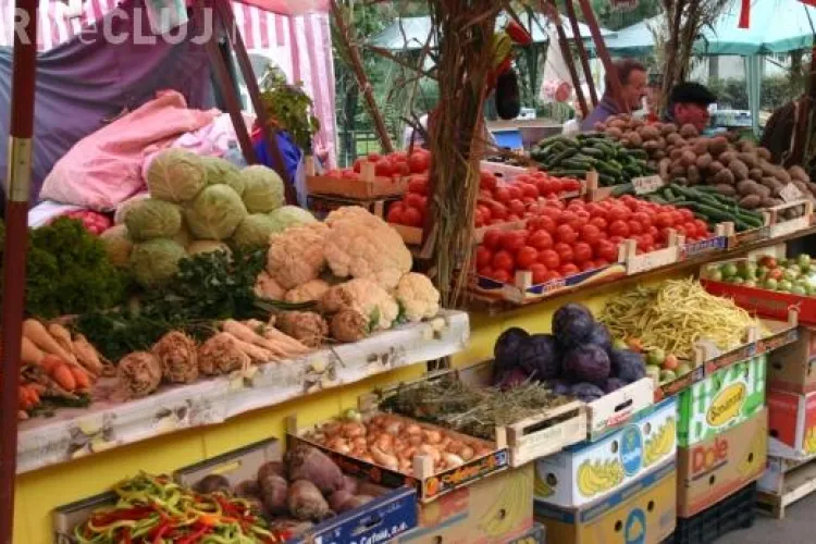 Producător fals evacuat din Piața Zorilor. Vindea produse agricole cumpărate din Centrul Agro Transilvania Cluj