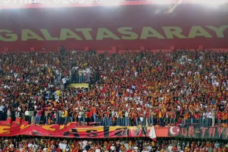 CFR CLUJ - GALATASARAY - 2000 de turci invadează Clujul