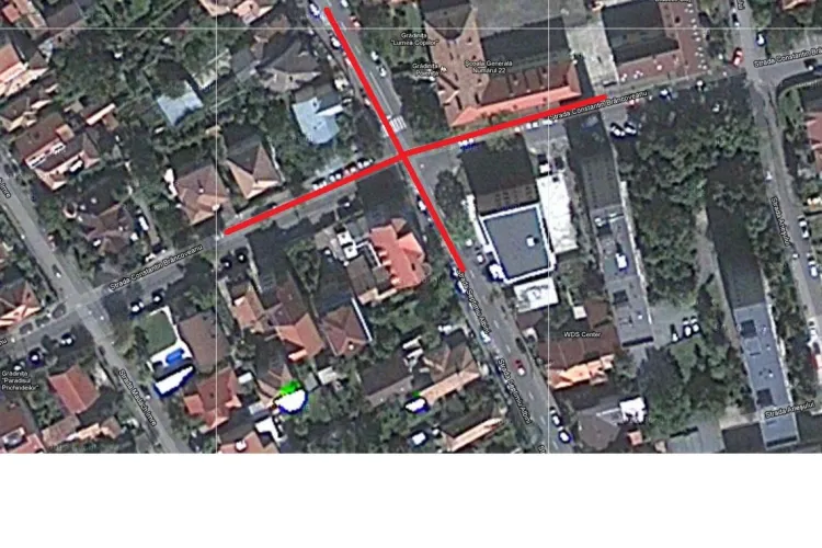 Intersecția Albini - Constantin Brâncoveanu, printre cele mai periculoase din oraș. Un Citroen s-a răsturnat 