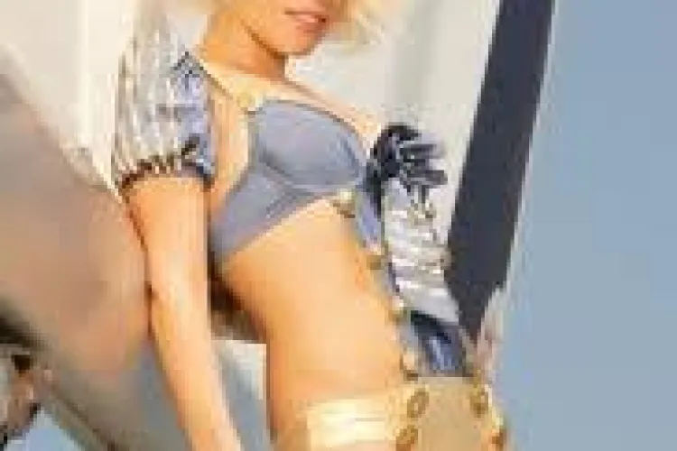 Loredana la 16 ani. Vezi aici cum arăta diva FOTO