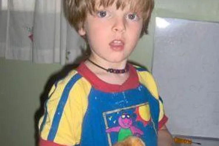 A debutat în afaceri la 3 ani. Acum are 11 ani şi e milionar 