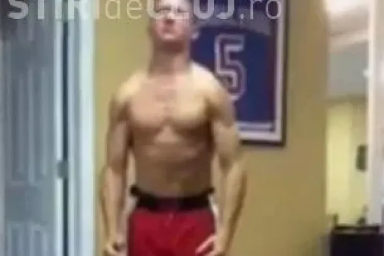 CLIPUL ZILEI: Un puști și-a încordat mușchii până a leșinat VIDEO