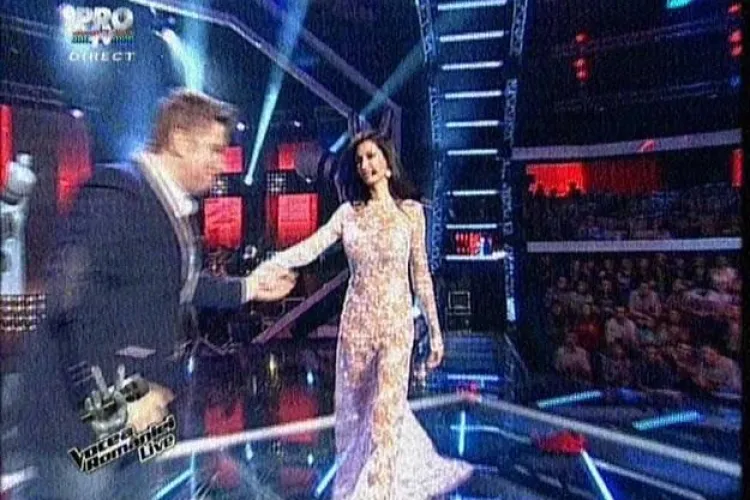 VOCEA ROMÂNIEI: Nicoleta Luciu a apărut cu o rochie transparentă - FOTO