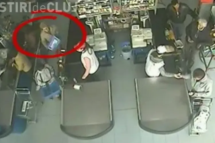 Bătrânica hoață din Gherla a returnat portofelul cu 1.500 de lei - VIDEO  