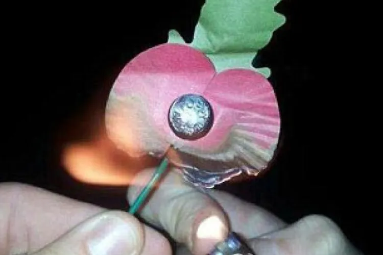 Arestat pentru o poza de pe Facebook. Vezi ce a pățit un tânăr din Marea Britanie