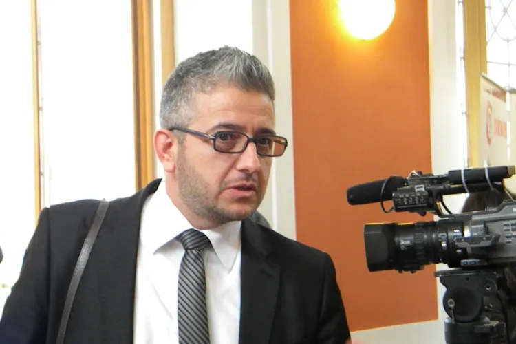 Un preot clujean îi învață pe țărani să își deschidă o afacere. Dorel Gălan a mai atras fonduri europene