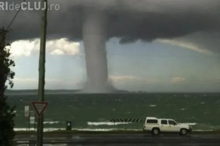 Tornadă uriașă, filmată în Australia - VIDEO