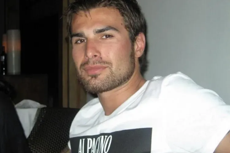 Adrian Mutu declarat sexy într-o revistă gay