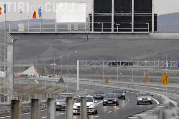 Un autocamion a luat foc pe autostrada Transilvania, la kilometrul 20